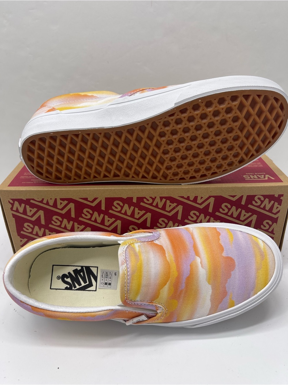 Vans WMNS Classic Slip-On Festival Dream Multi
Sneakers Lavender Watercolor - Picture 5 of 16
